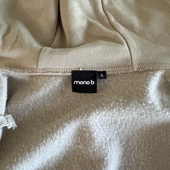 beige zip up jacket - Picture 5 of 5